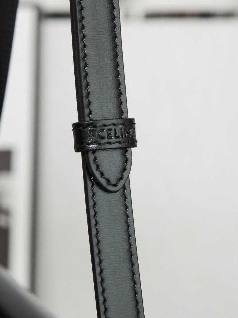 Ce1i*e triomphe bags